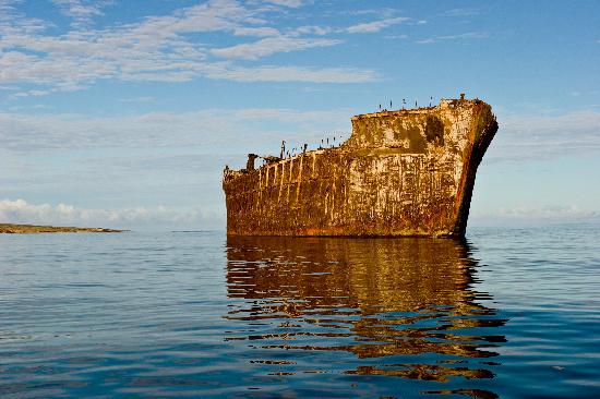 lanai-shipwreck.jpg